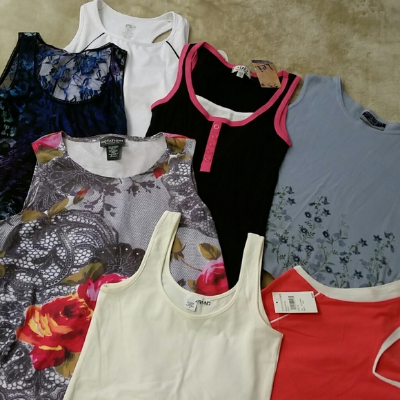Many Brands Tops - Tanks 11- bundle
